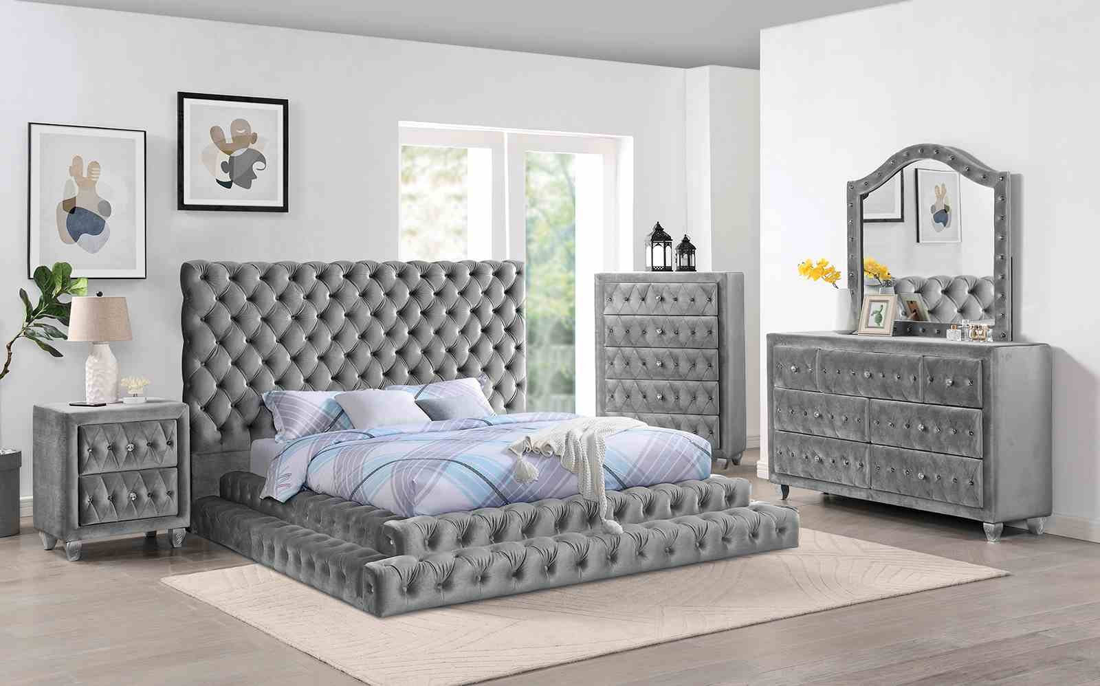 Stefania 5 Pc. Queen Bedroom Set w/ 2NS