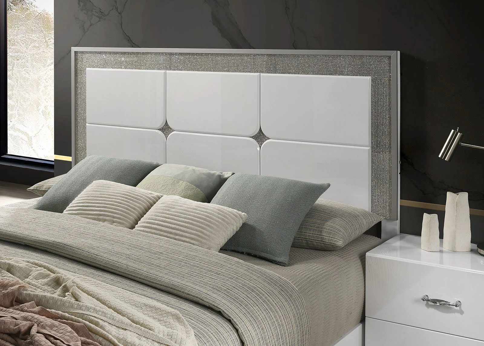 Stoholm Queen Bed, White - Image 2