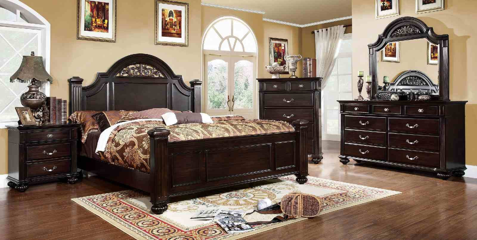 Syracuse 5 Pc. Queen Bedroom Set w/ Chest