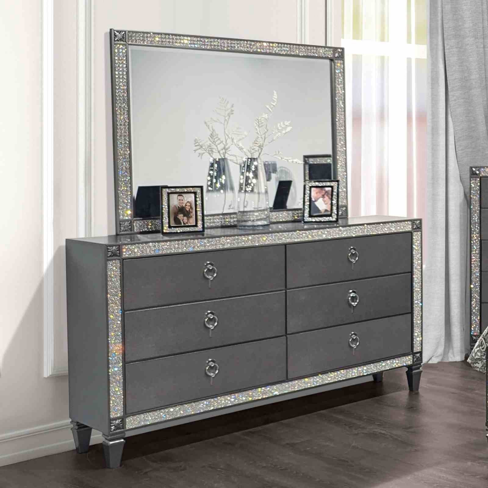 Titania Dresser, Gray