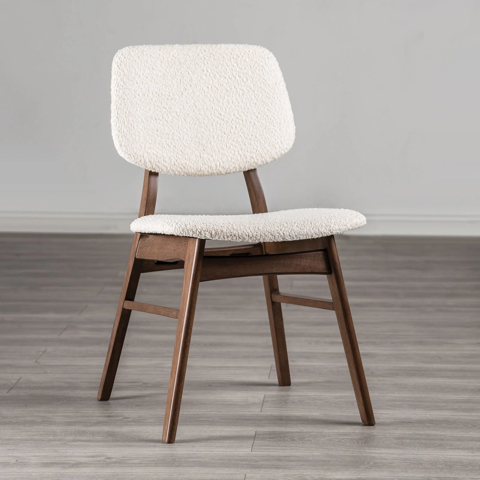 Uzwil Side Chair (2/CTN), Walnut