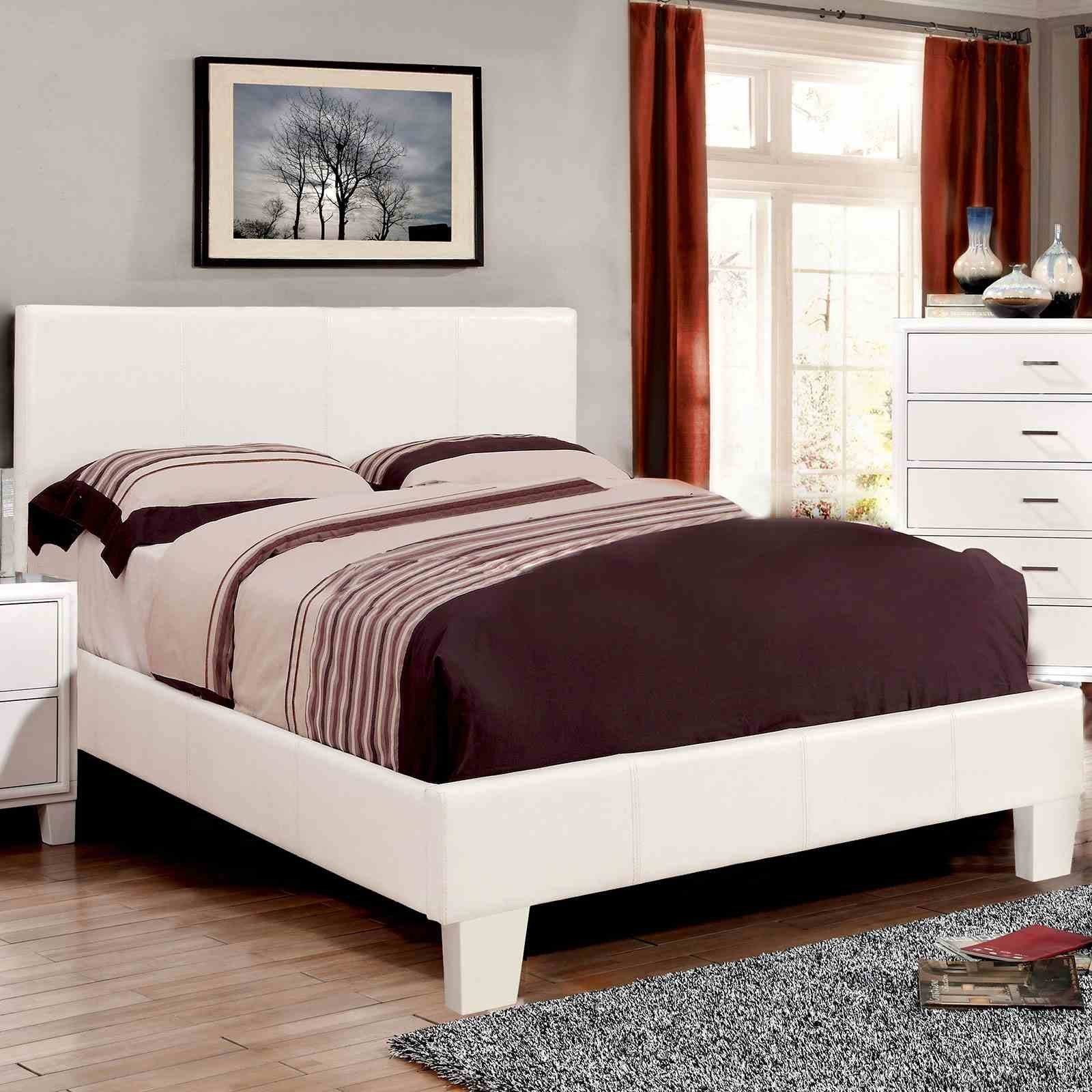 Winn Park Queen Bed, White