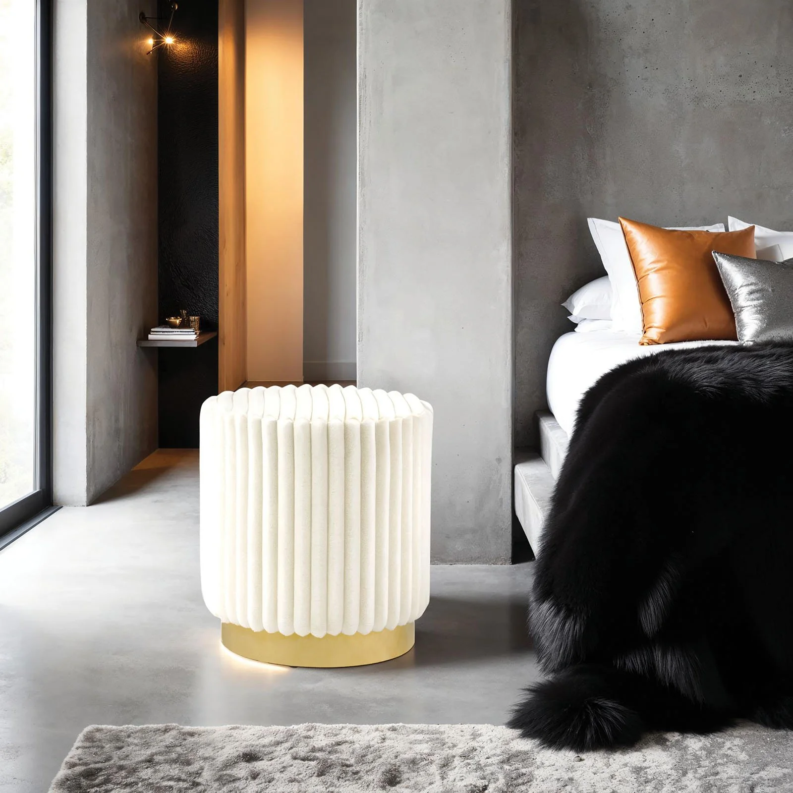 Yolanda Stool, Beige
