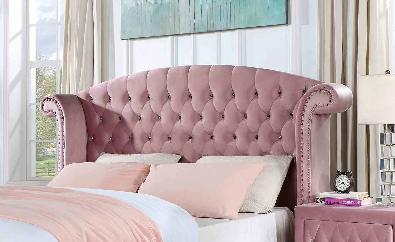 Zohar 5 Pc. Queen Bedroom Set w/ Chest - Image 2